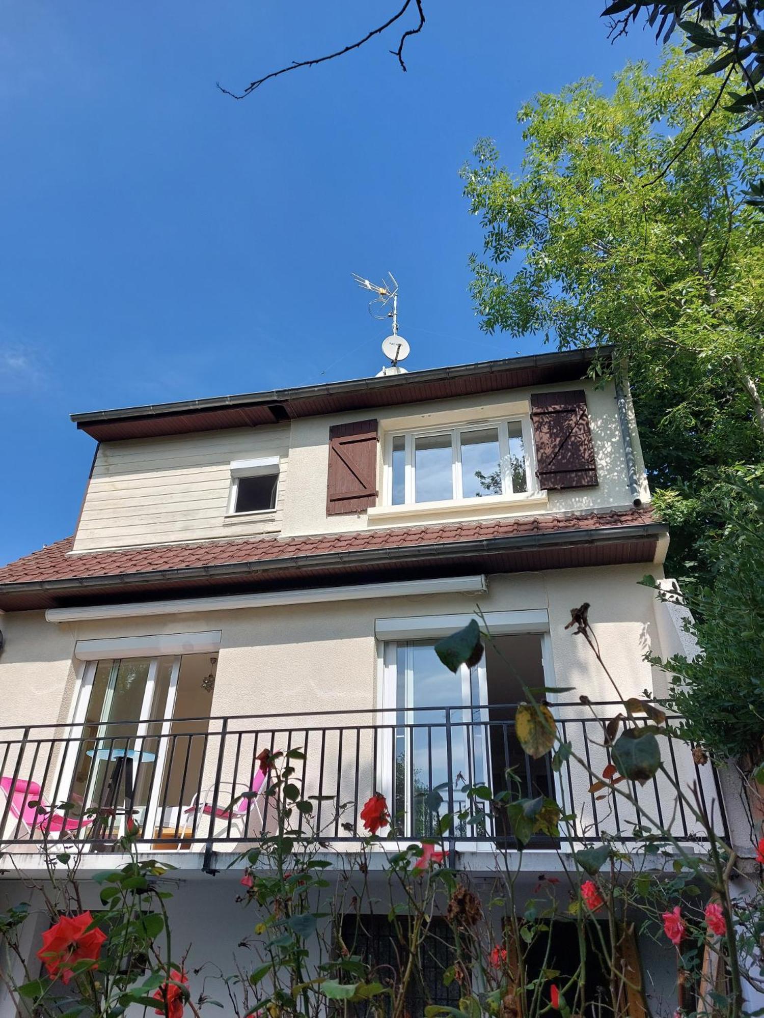 Chalet Fleuve Avec Parking-Barbecue Yerres Екстериор снимка